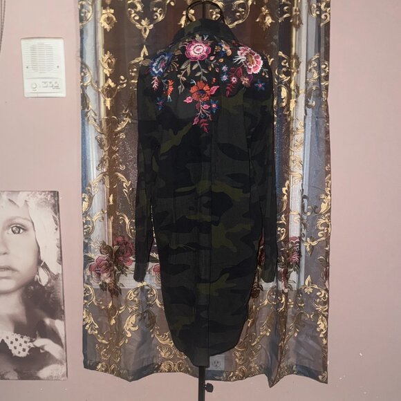 Johnny Was camouflage & floral tunic dress ~ L - Picture 4 of 10